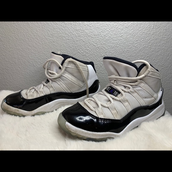 Nike Air Jordan 11 concord 2018 , retro with 45 Y1/UK 13.5 - Picture 3 of 6
